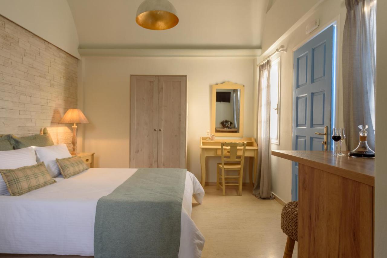 Ocean Bay Suites Kamári Esterno foto